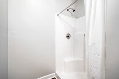 Place Preview main user avatar