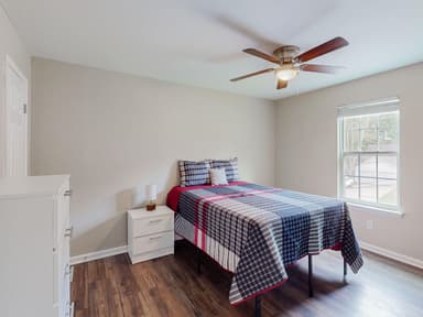 Place Preview main user avatar