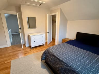 Place Preview main user avatar