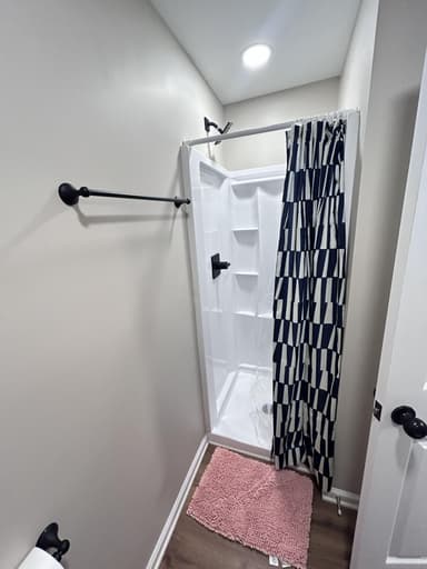 Place Preview main user avatar