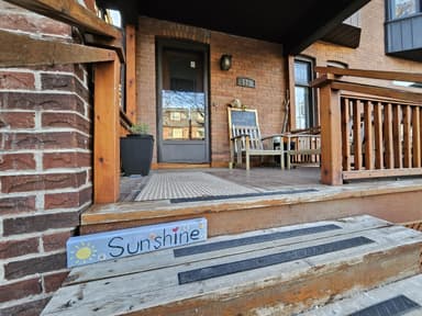 Place Preview main user avatar