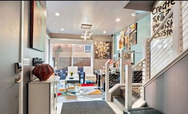 Place Preview main user avatar