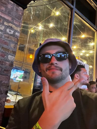 Profile Picture main user avatar