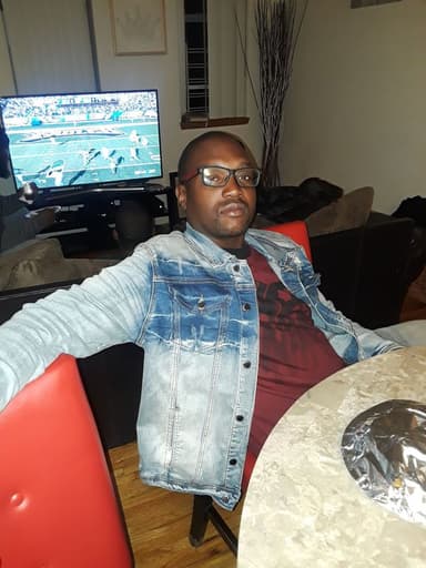 Profile Picture main user avatar