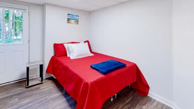 Place Preview main user avatar