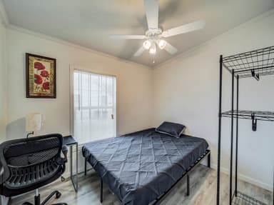 Place Preview main user avatar