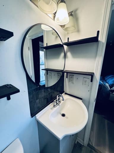 Place Preview main user avatar