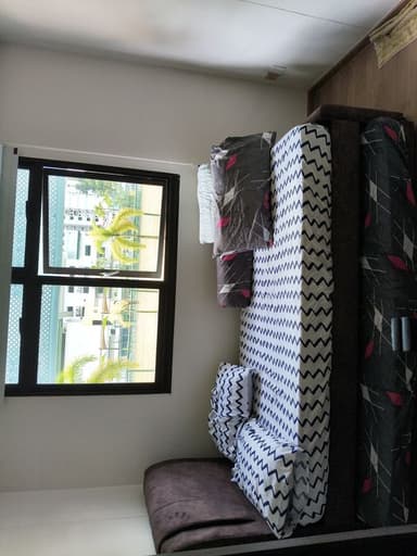 Place Preview main user avatar