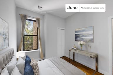 Place Preview main user avatar