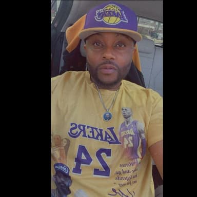 Profile Picture main user avatar