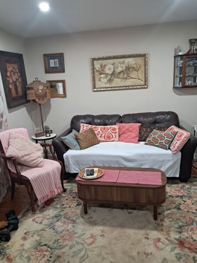 Place Preview main user avatar