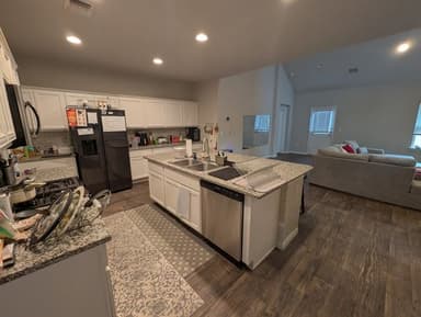 Place Preview main user avatar