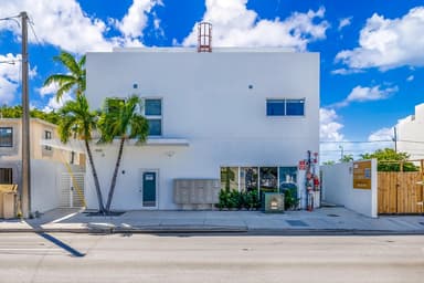 Place Preview main user avatar