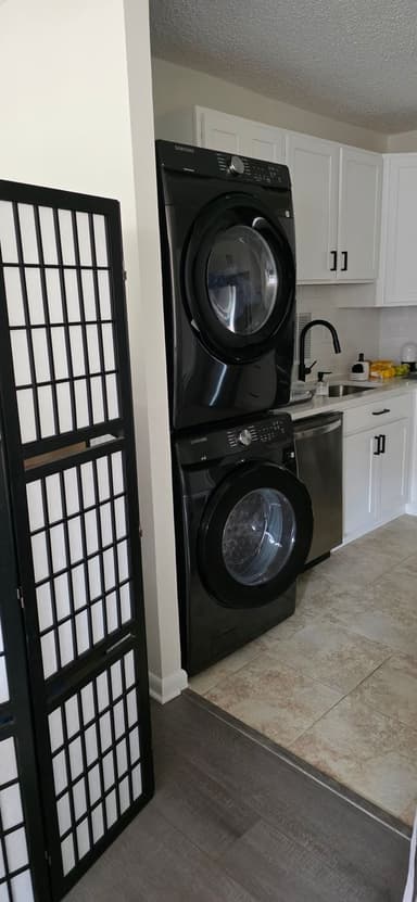 Place Preview main user avatar