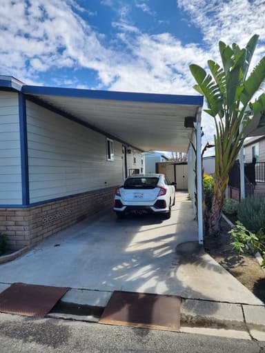 Place Preview main user avatar