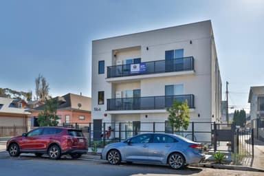 Place Preview main user avatar