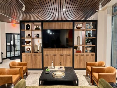 Place Preview main user avatar