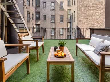 Place Preview main user avatar