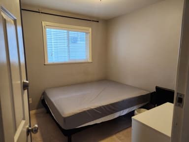 Place Preview main user avatar