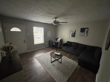 Place Preview main user avatar