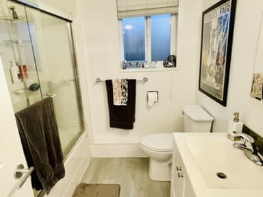 Place Preview main user avatar