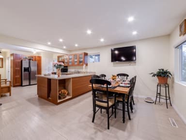 Place Preview main user avatar