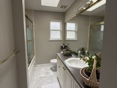 Place Preview main user avatar