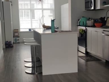 Place Preview main user avatar