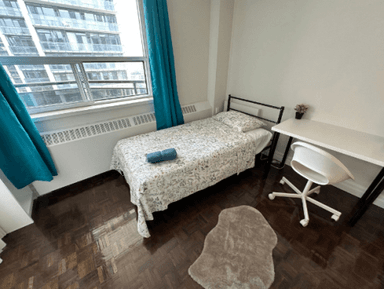 Place Preview main user avatar