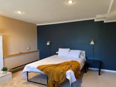 Place Preview main user avatar