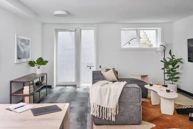 Place Preview main user avatar