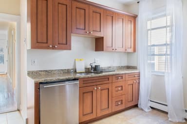 Place Preview main user avatar