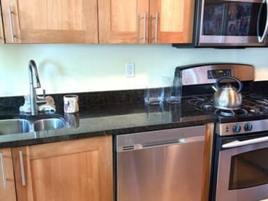 Place Preview main user avatar