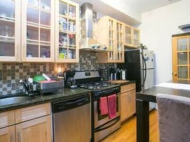 Place Preview main user avatar