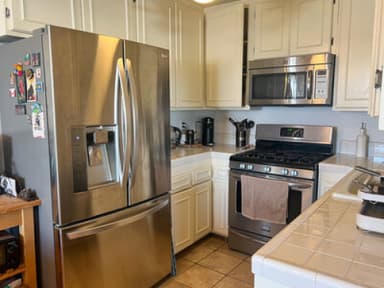 Place Preview main user avatar