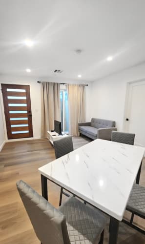 Place Preview main user avatar