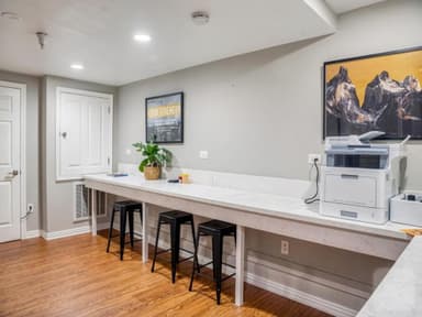 Place Preview main user avatar