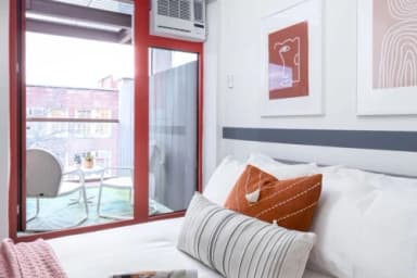 Place Preview main user avatar