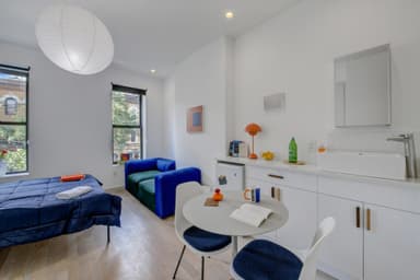 Place Preview main user avatar