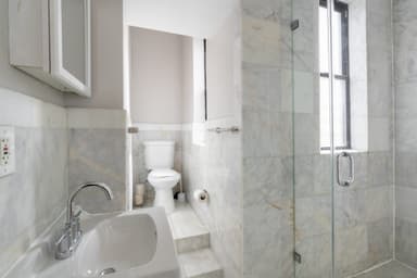 Place Preview main user avatar