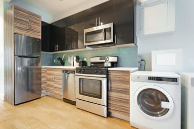 Place Preview main user avatar