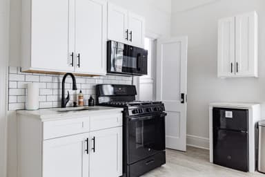 Place Preview main user avatar