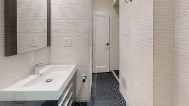 Place Preview main user avatar