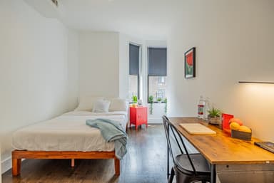 Place Preview main user avatar