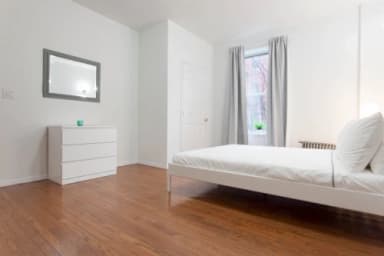 Place Preview main user avatar