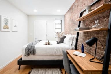 Place Preview main user avatar