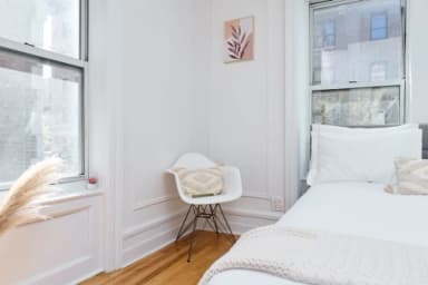 Place Preview main user avatar