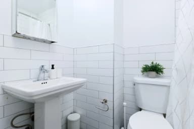 Place Preview main user avatar