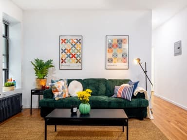 Place Preview main user avatar