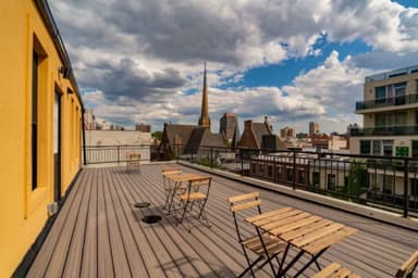 Place Preview main user avatar